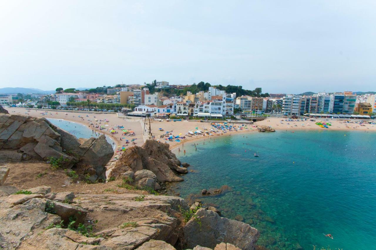 Puerto Costa Brava Apartments 布拉内斯 外观 照片